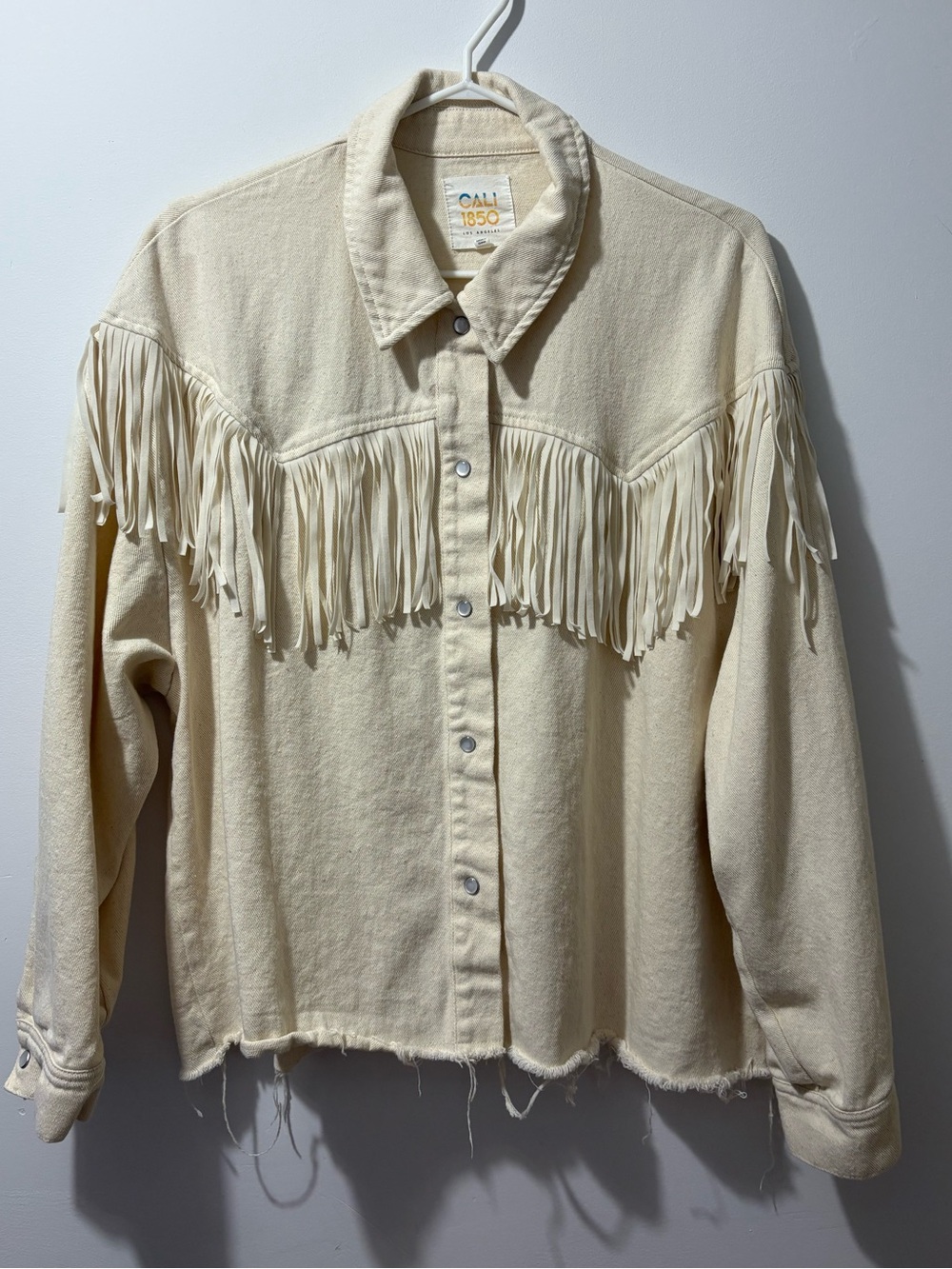 XL Women's Cali 1850 Los Angeles Cream Fringe Button-Up Jacket